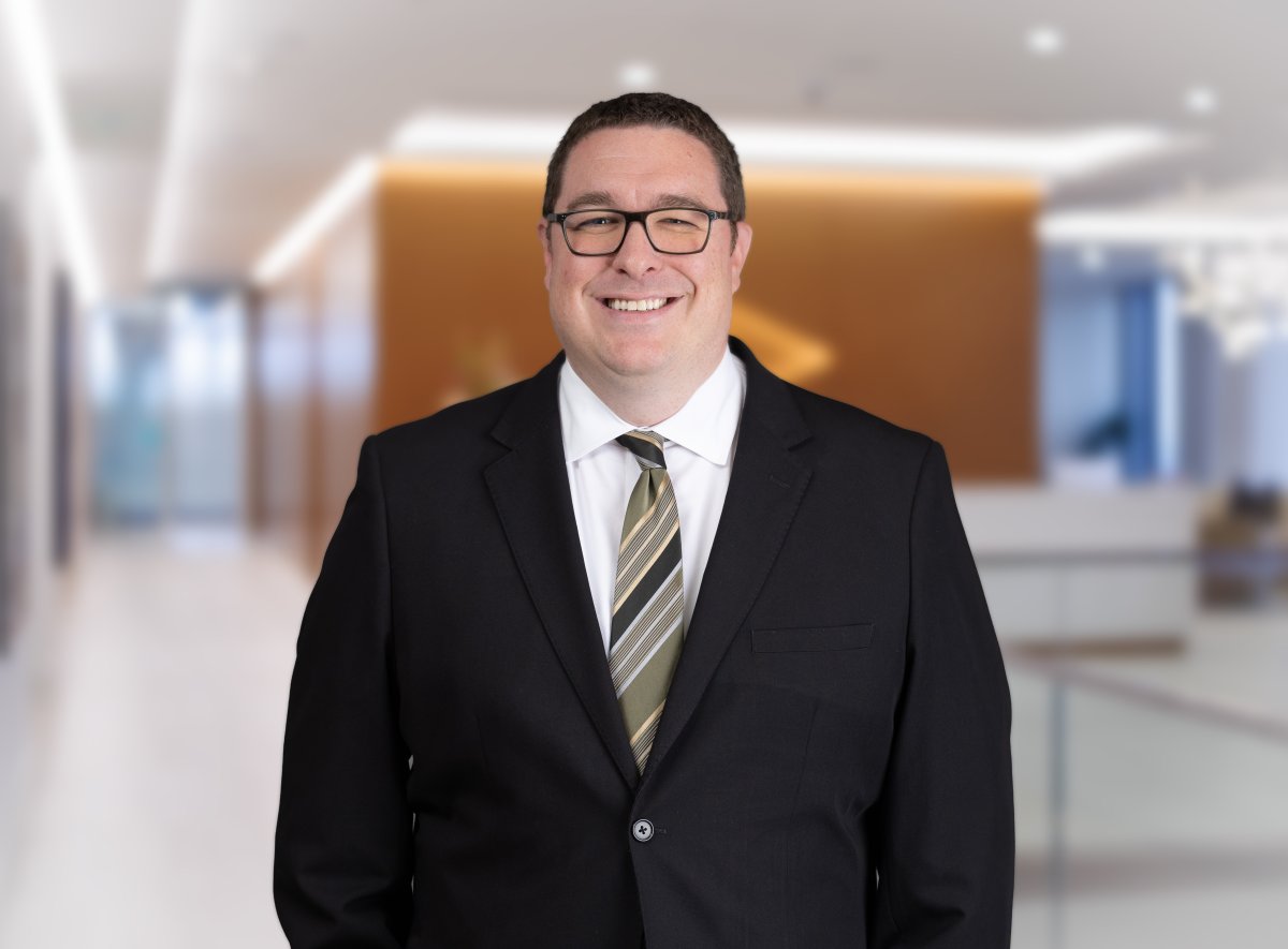 Christopher  Battles